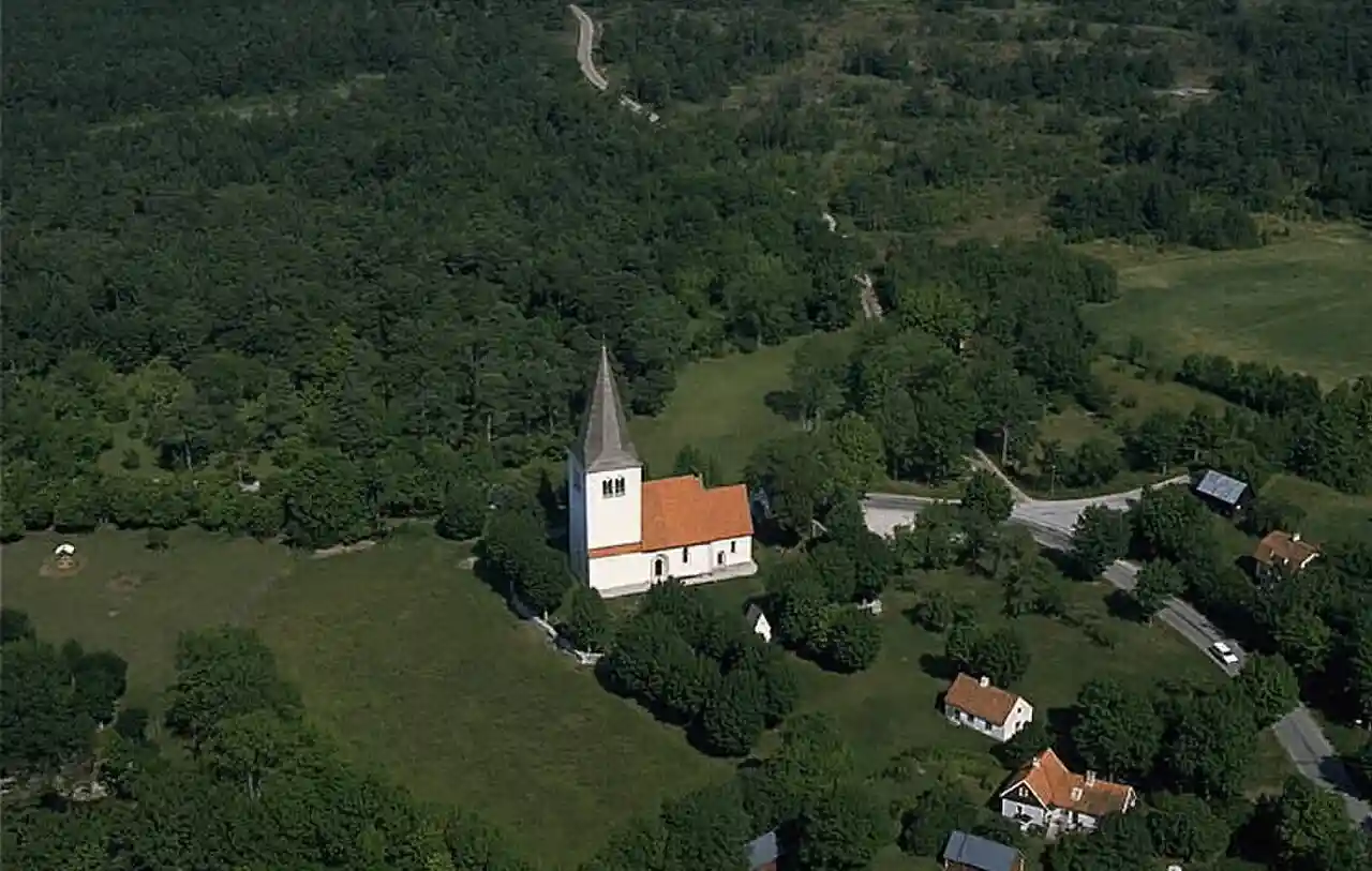 Hall Church