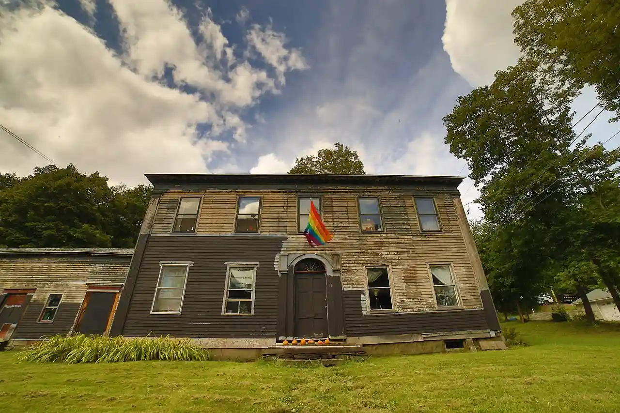 Andrew Mann Inn