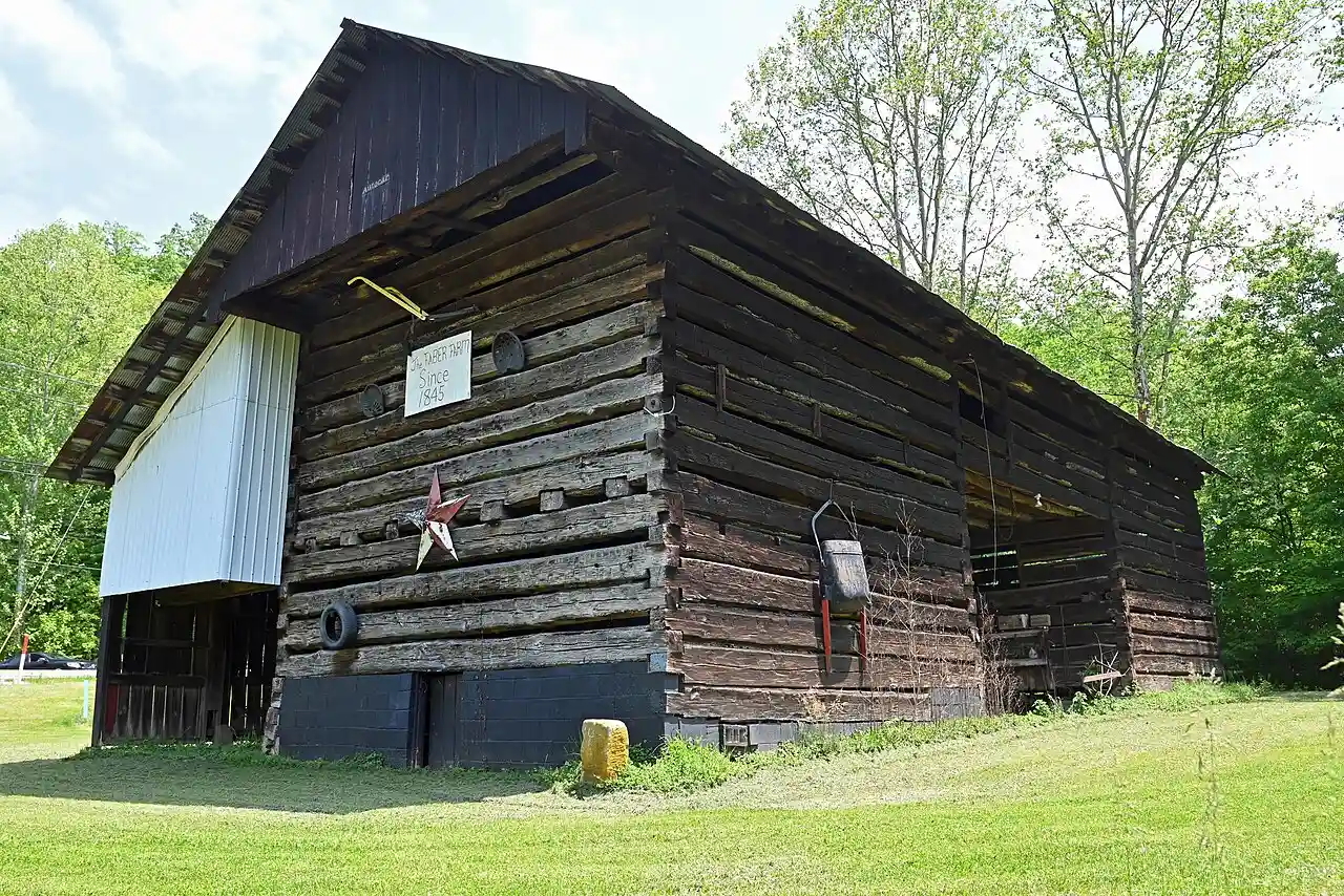 Faber Double-Crib Barn
