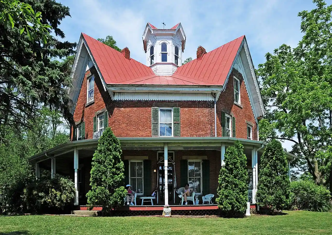 Zimmerman Bury Octagon House