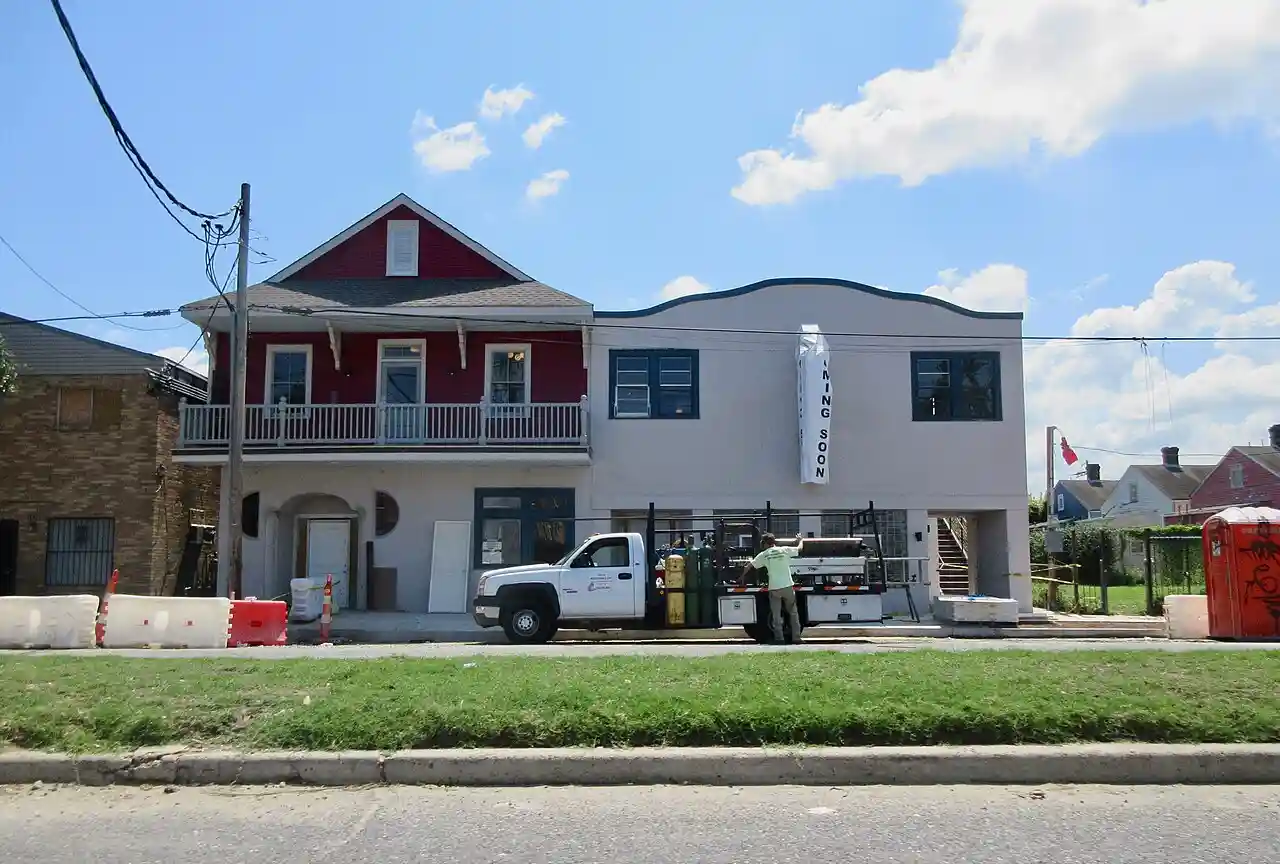 Dew Drop Inn