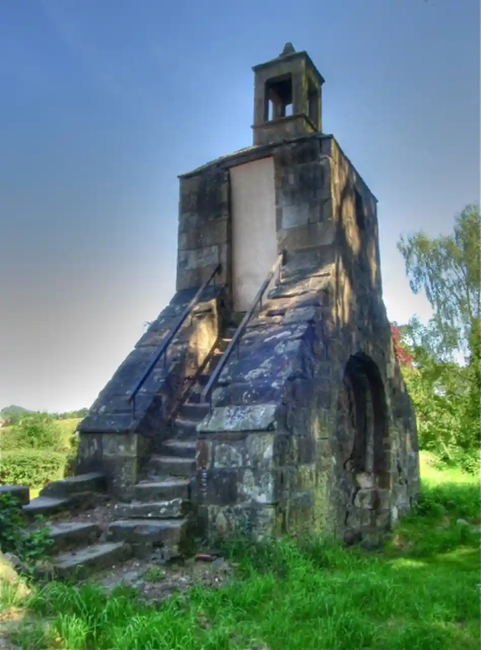Auld Aisle Cemetery