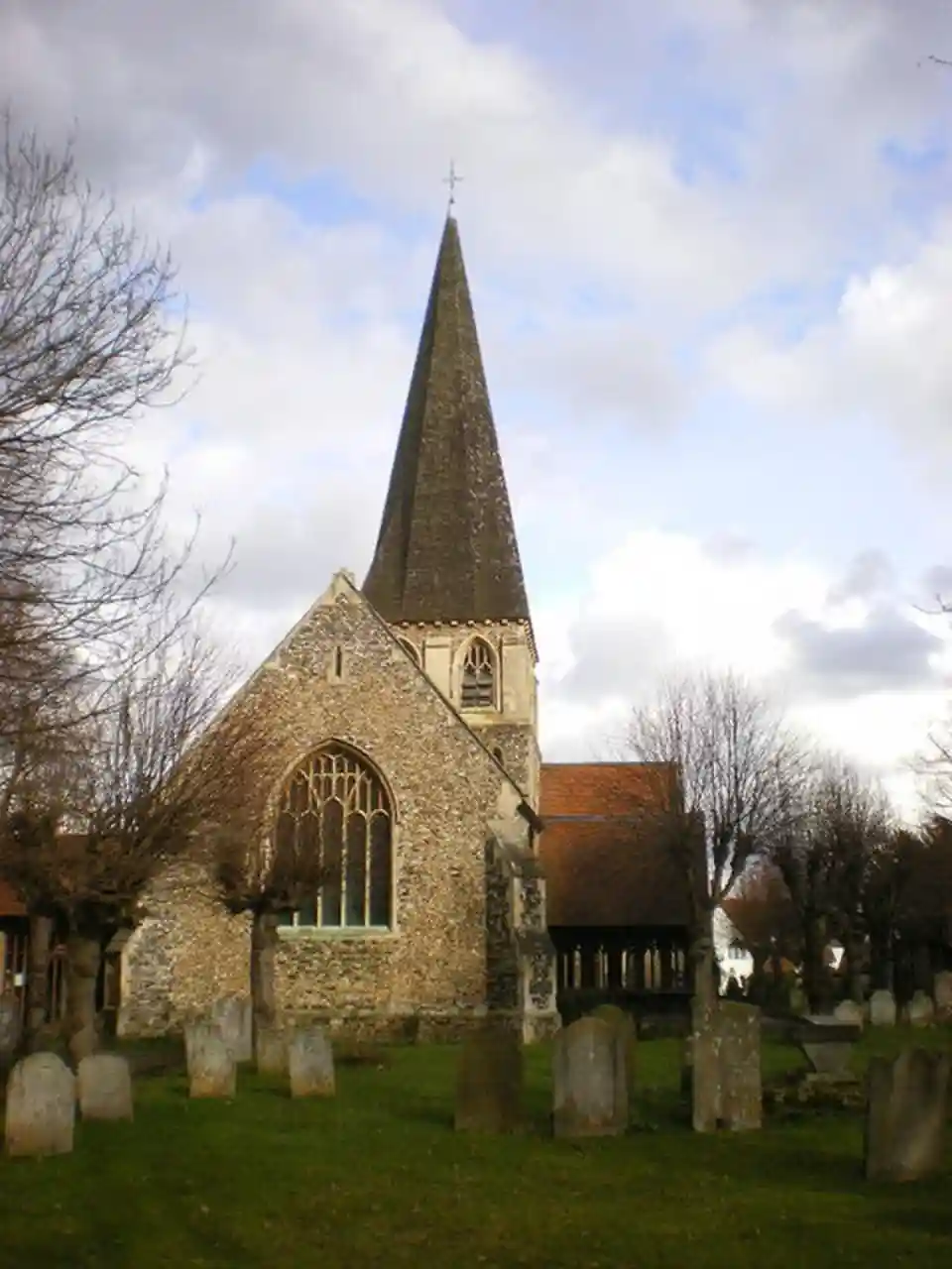 St Mary & St Hugh, Old Harlow