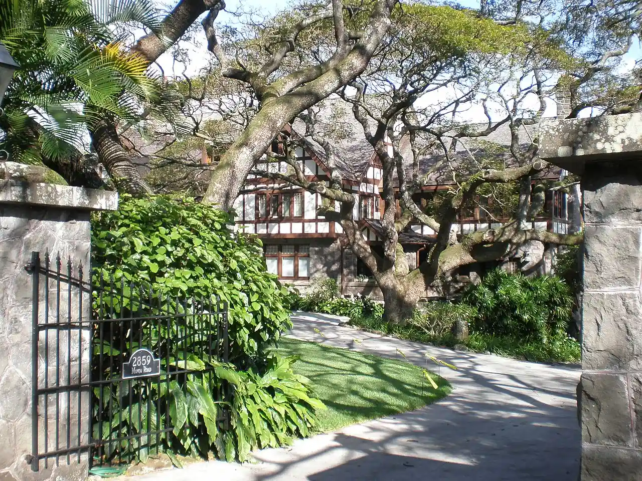 Charles Montague Cooke Jr. House and Kūka‘ō‘ō Heiau