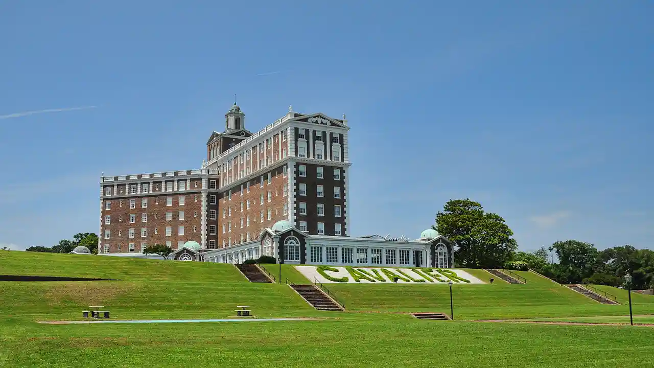 Cavalier Hotel