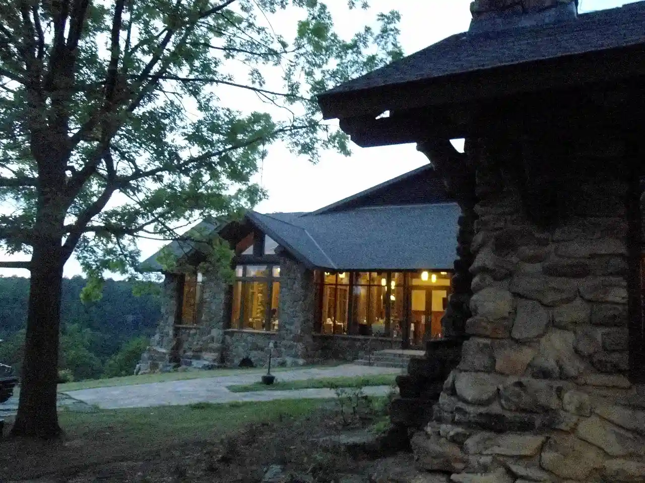 Petit Jean State Park-Mather Lodge