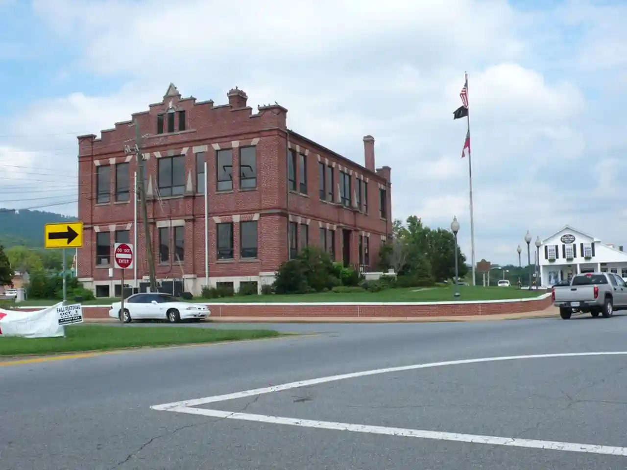 Dade County Courthouse