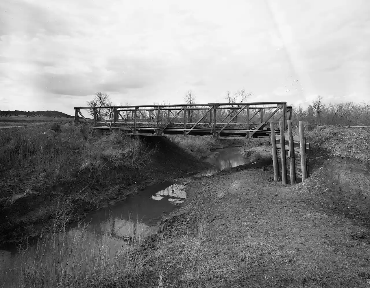 DXN Bridge over Little Missouri River