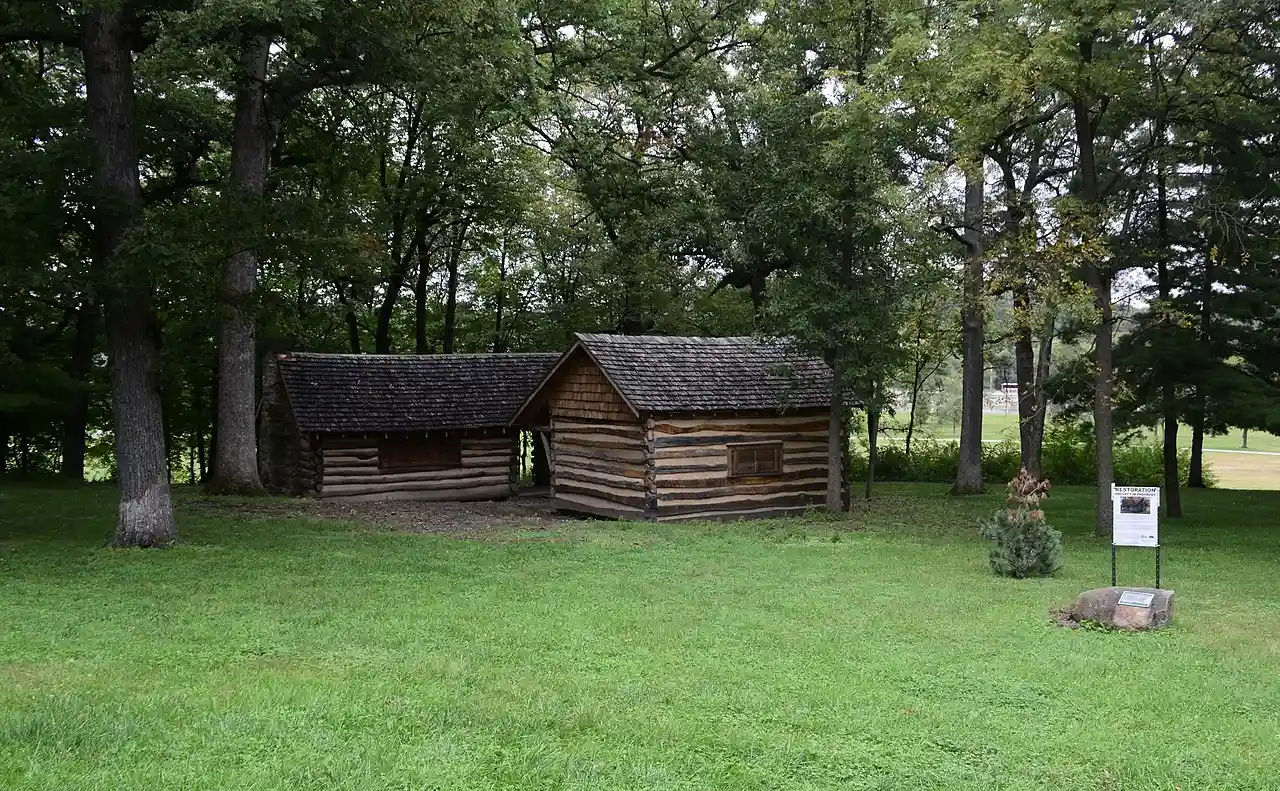 Old Settlers' Association ofJohnson County Cabins