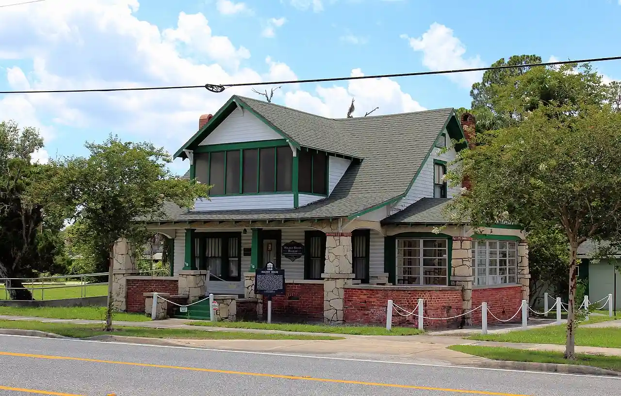 Holden House