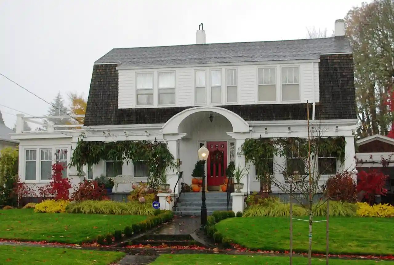 Dr. W. R. and Eunice Taylor House