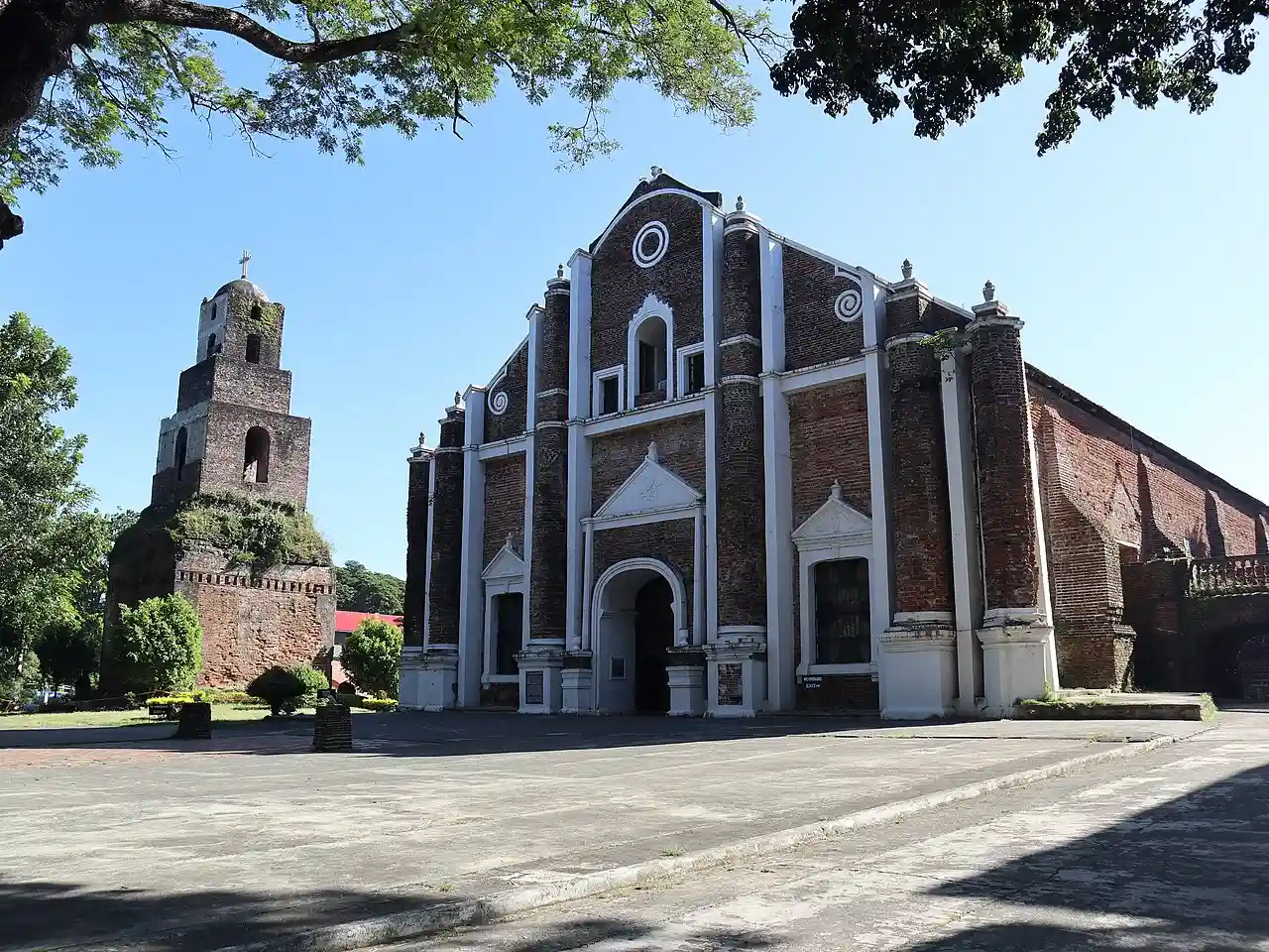Sarrat Church