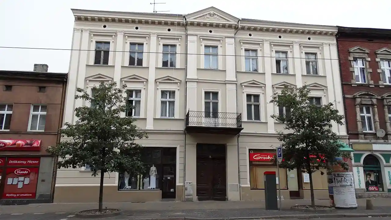 Tenement at 75 Gdańska street