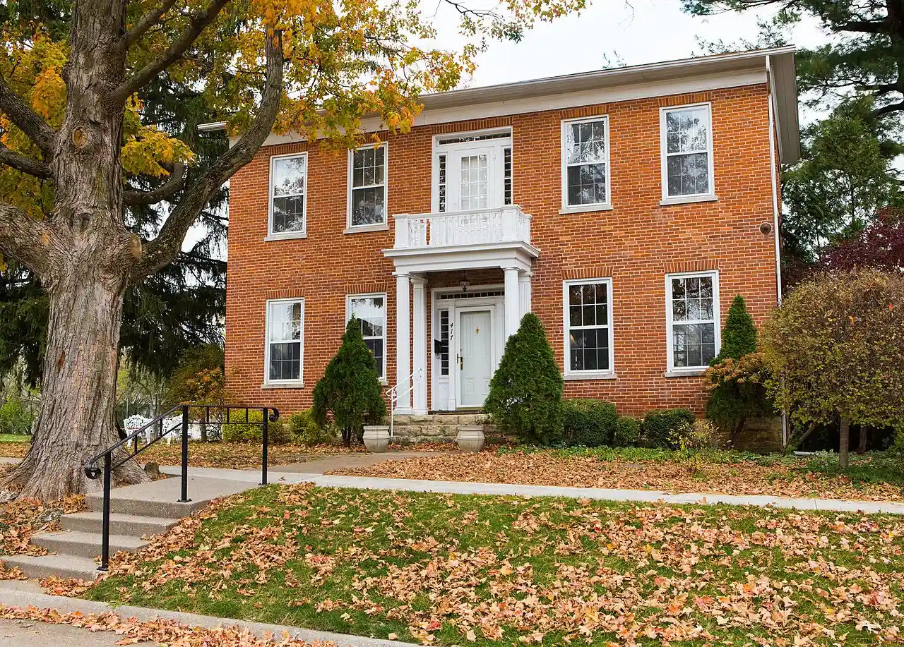 Adams R., Frederick L. and Martha (Taylor) Knott House