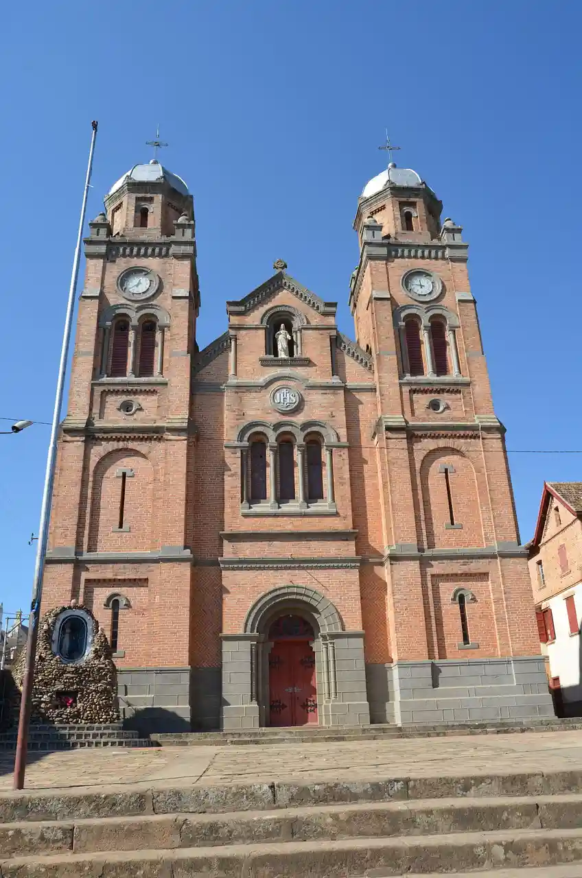 Holy Name of Jesus Cathedral
