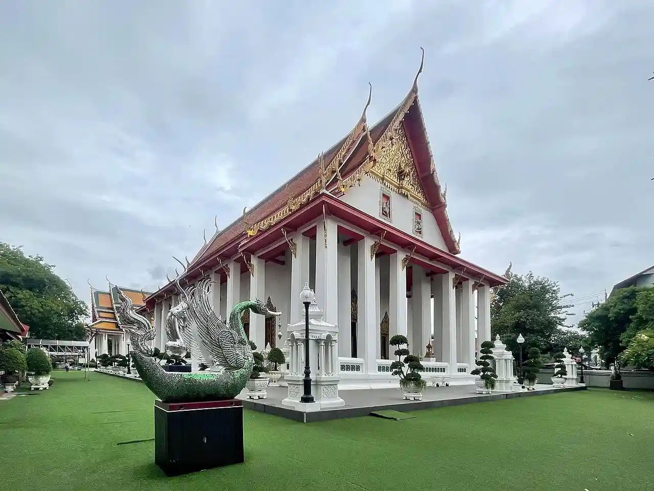 Wat Hong Rattanaram Ratchaworawihan