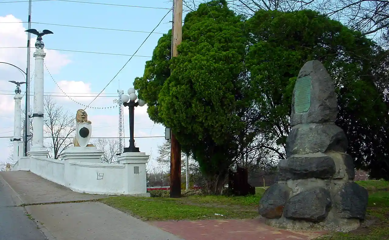 Butt Memorial Bridge