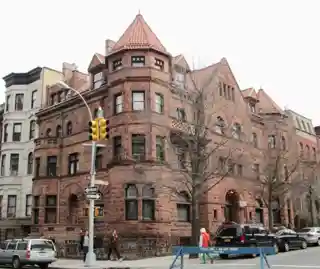 115–119 Eighth Avenue(Adams Residence)