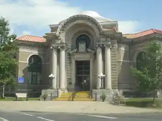 Gloversville Public Library