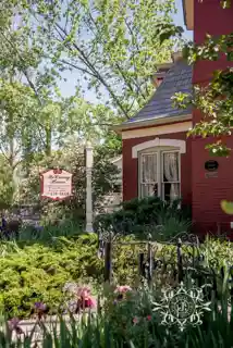 William H. McCreery House
