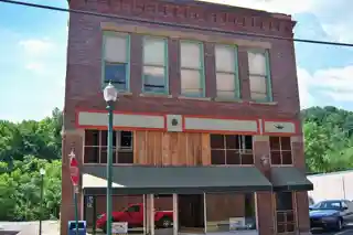 Foster Hardware Building