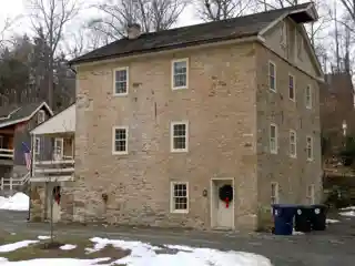 Clinger-Moses Mill Complex