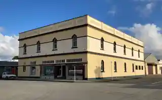 Renton Hardware building