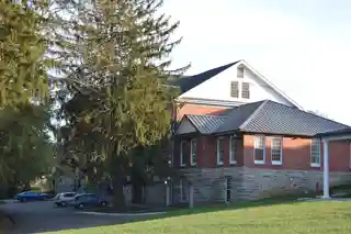 Grant-Lee Hall