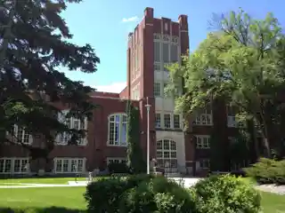 Chester Fritz Library