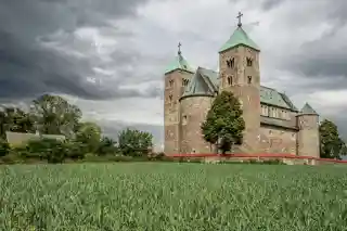 Tum Collegiate Church