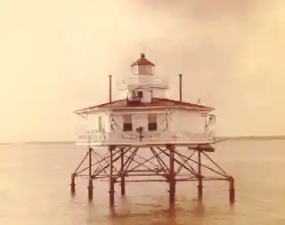 White Shoal Light