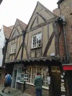 37–38 The Shambles