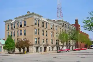 Sala Apartment Building