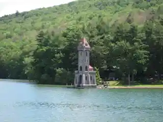 Kingfisher Tower