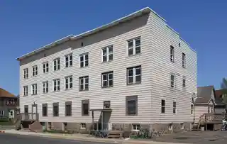 Jukola Boardinghouse