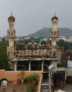 Masjid E Qutub Shahi