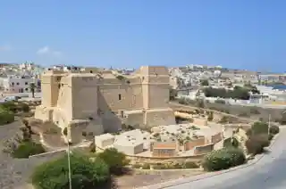 Saint Thomas Tower & Battery
