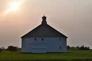 Nelson Round Barn