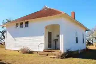 Meusebach Creek School