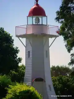 Old Burnett Heads Light