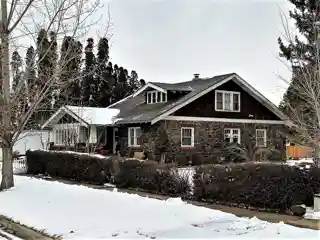 J. O. Lee HouseJ. O. Lee Honey House