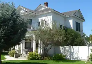Robison House