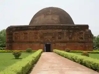Eklakhi Mausoleum