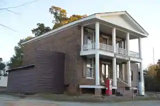 Warren House and Warren's Store