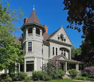 Abner F. Hodgins House