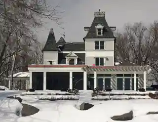 E. H. Hobe House-Solheim