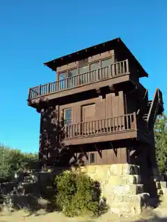 Henness Ridge Fire Lookout