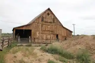Brush, Jared L., Barn