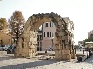 Porta Montanara