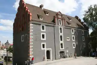 Woad house